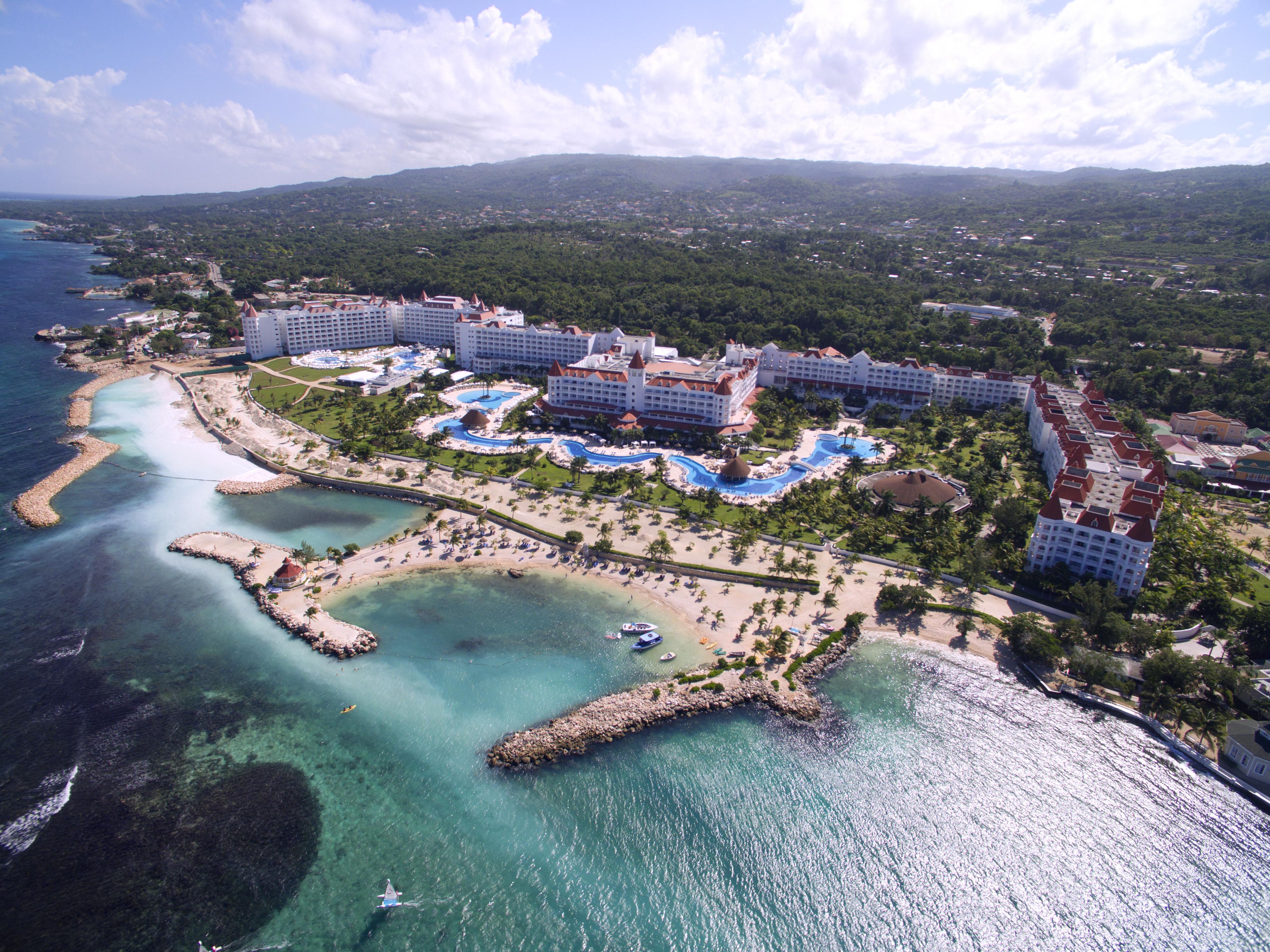 Bahia Principe Luxury Runaway Bay (Adults Only) エクステリア 写真