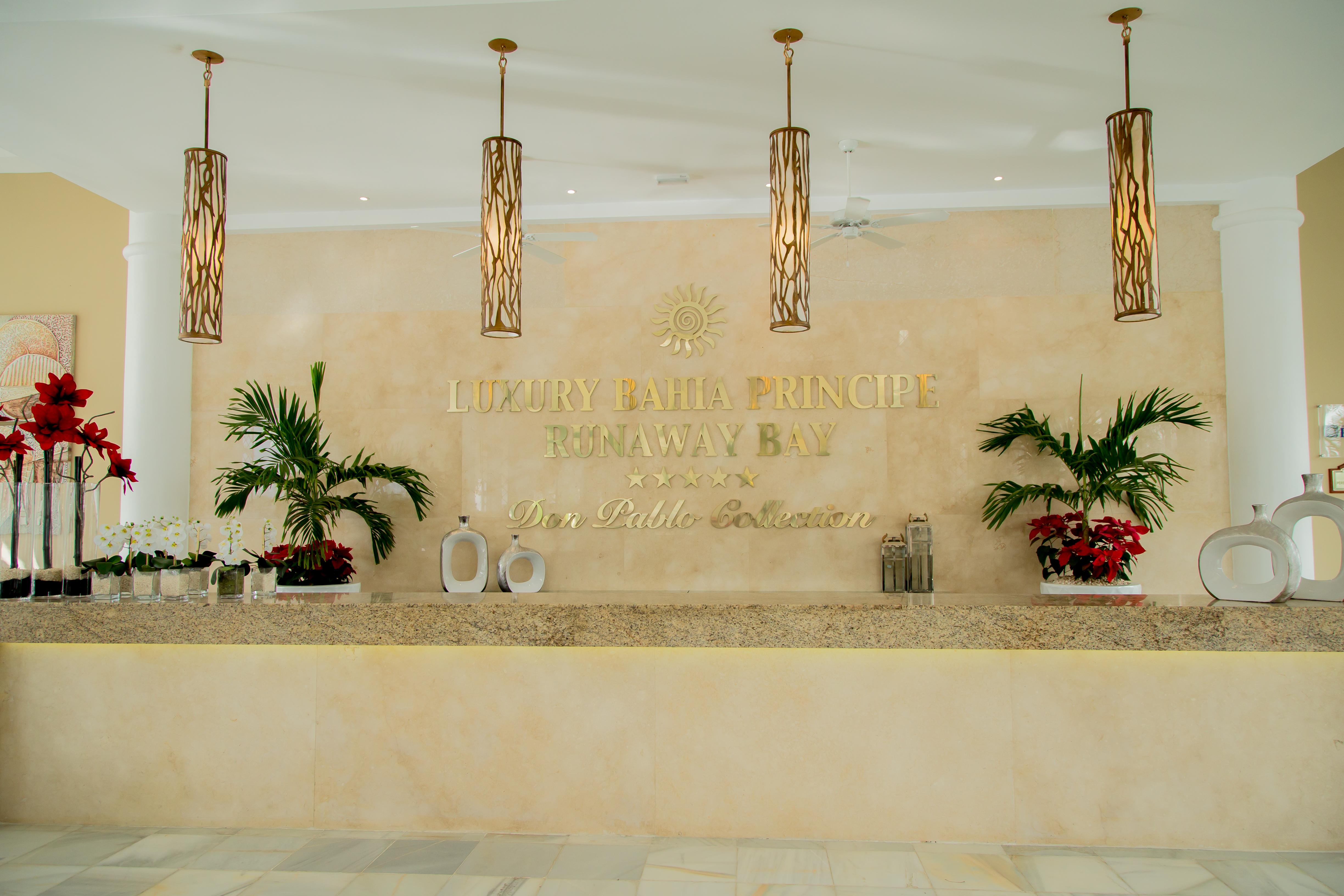 Bahia Principe Luxury Runaway Bay (Adults Only) エクステリア 写真