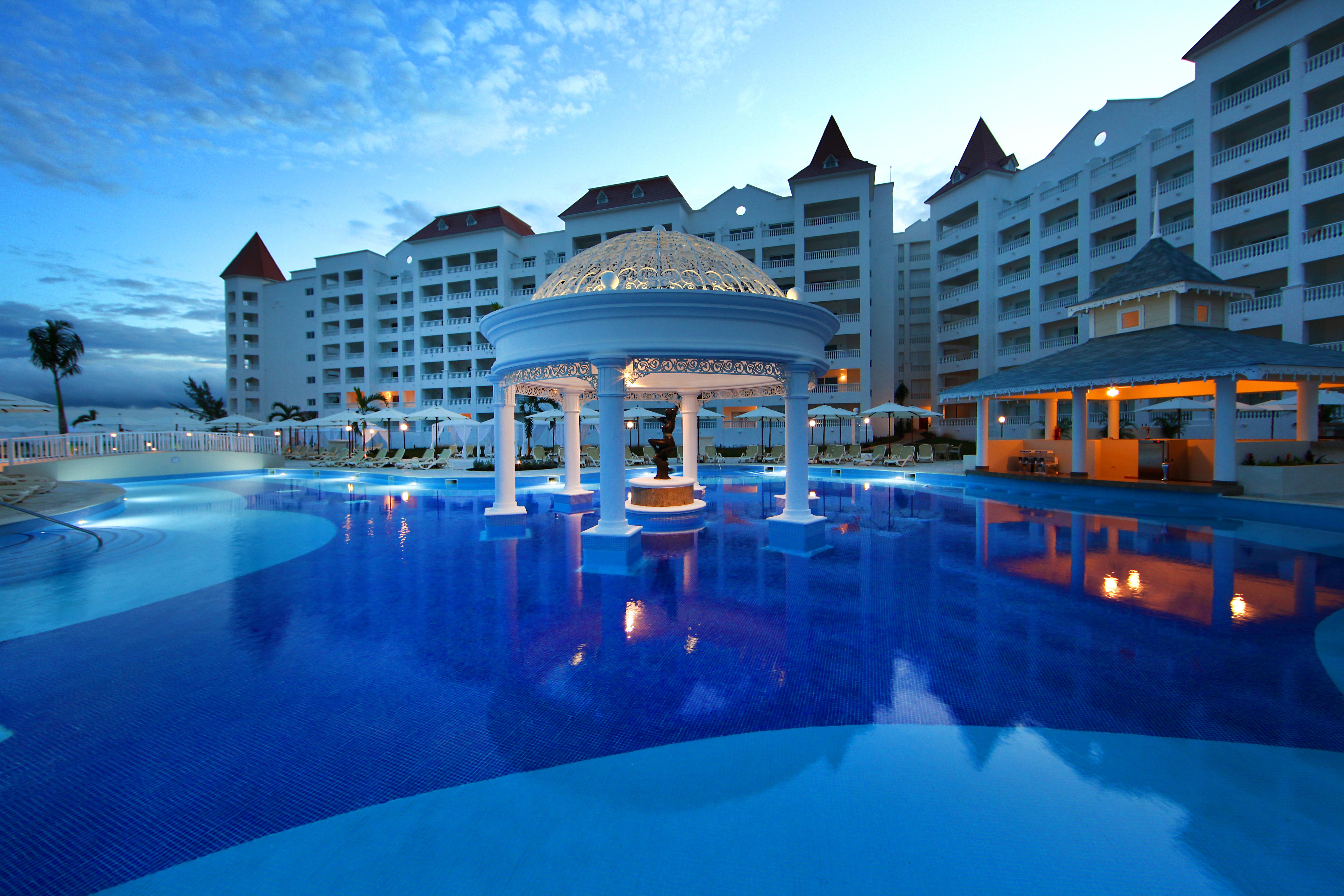 Bahia Principe Luxury Runaway Bay (Adults Only) エクステリア 写真