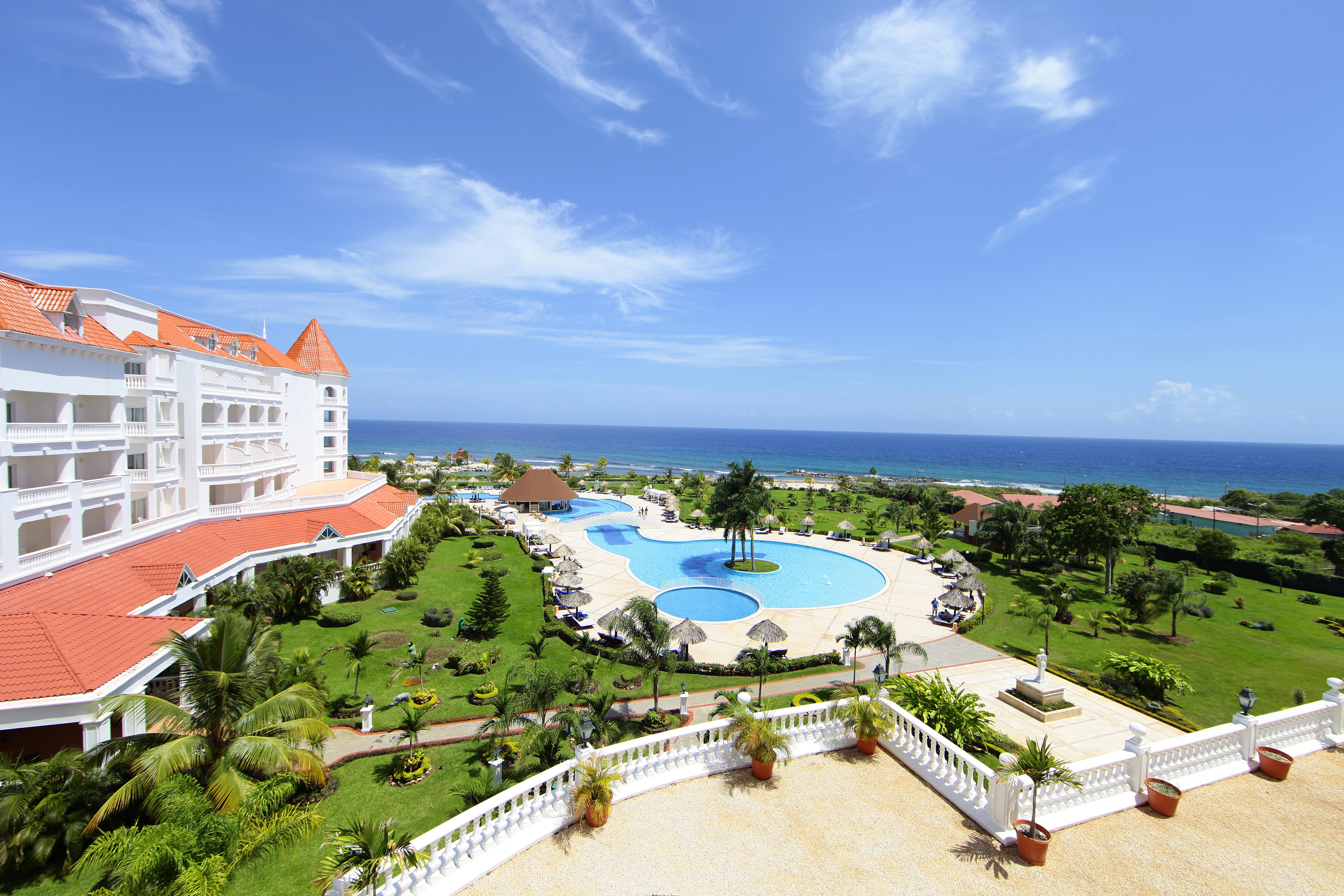 Bahia Principe Luxury Runaway Bay (Adults Only) エクステリア 写真