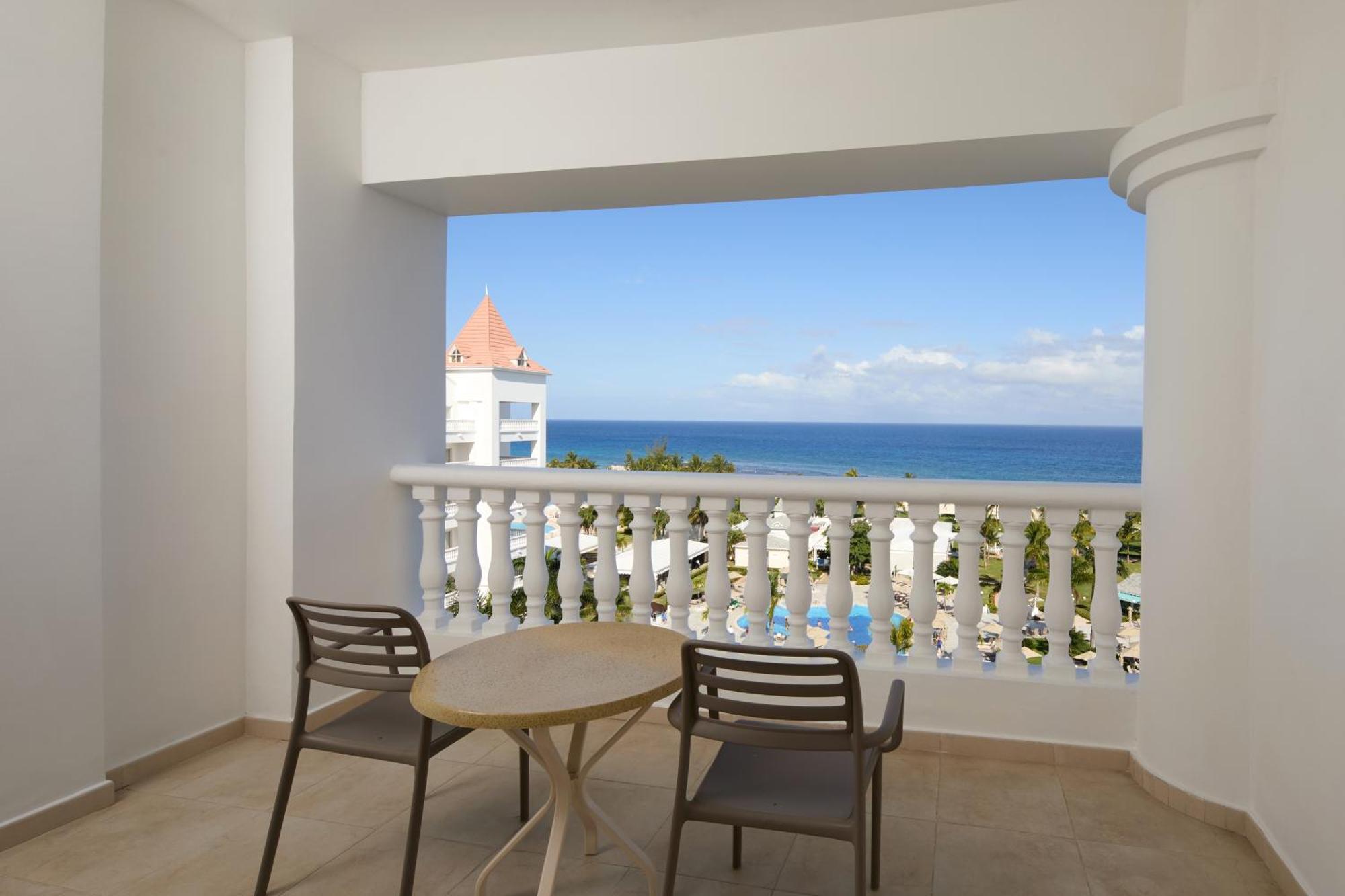 Bahia Principe Luxury Runaway Bay (Adults Only) エクステリア 写真